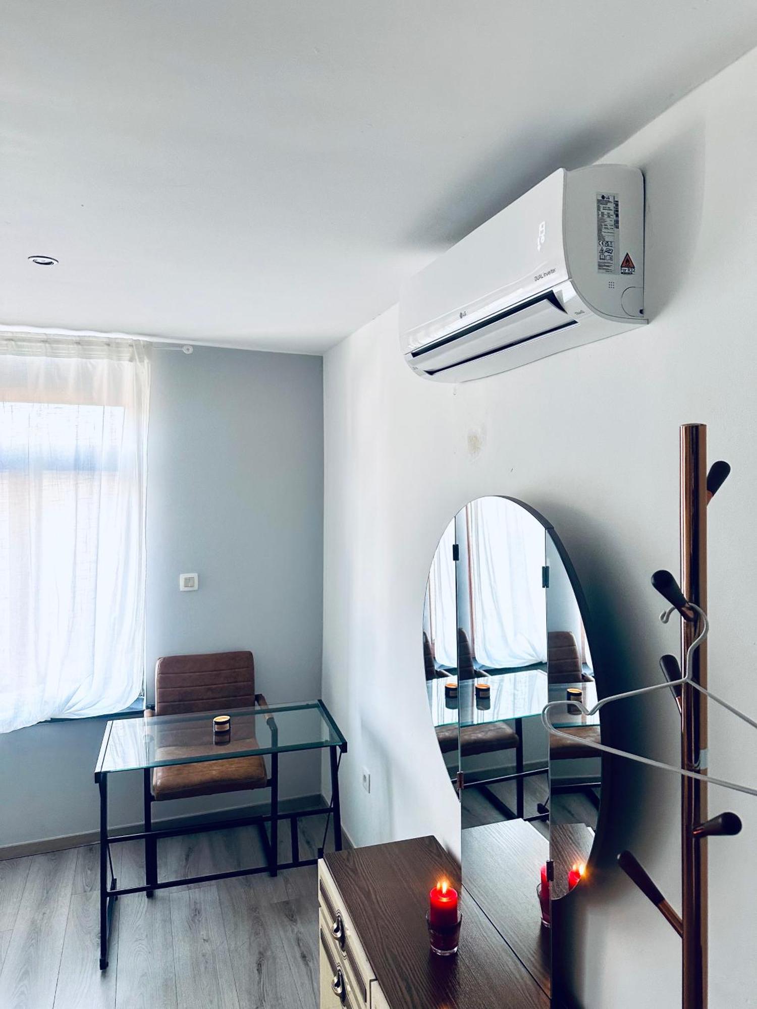 Chambre Et Sdd Privees Dans Une Maison Partagee Avec Des Residents مونس المظهر الخارجي الصورة