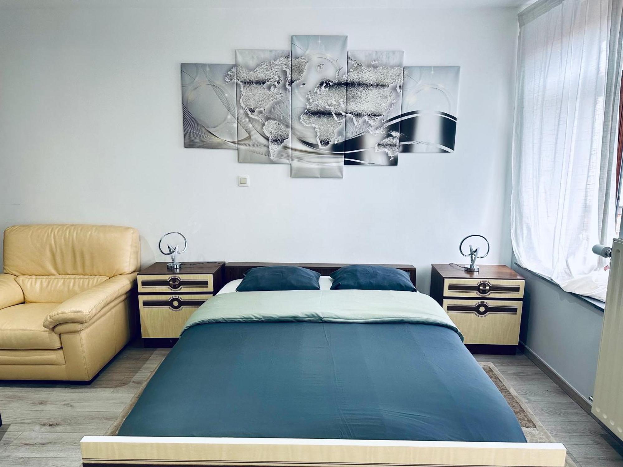 Chambre Et Sdd Privees Dans Une Maison Partagee Avec Des Residents مونس المظهر الخارجي الصورة
